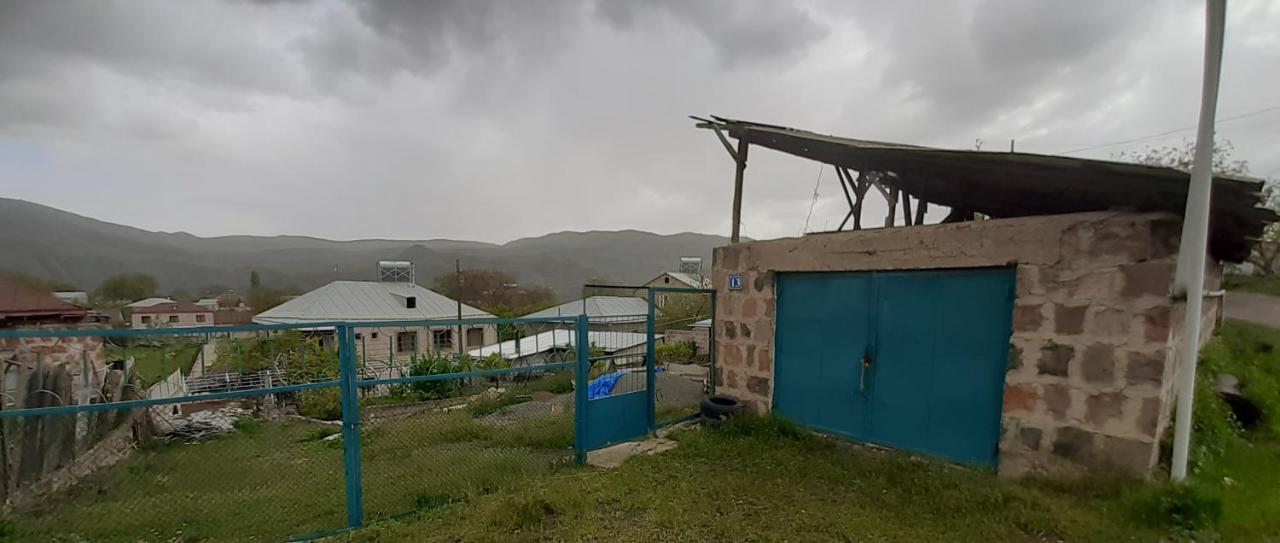 Home Garni Exteriér fotografie