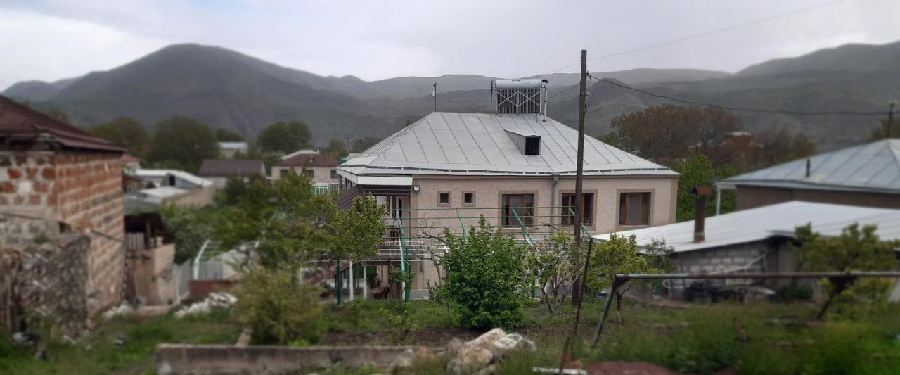 Home Garni Exteriér fotografie
